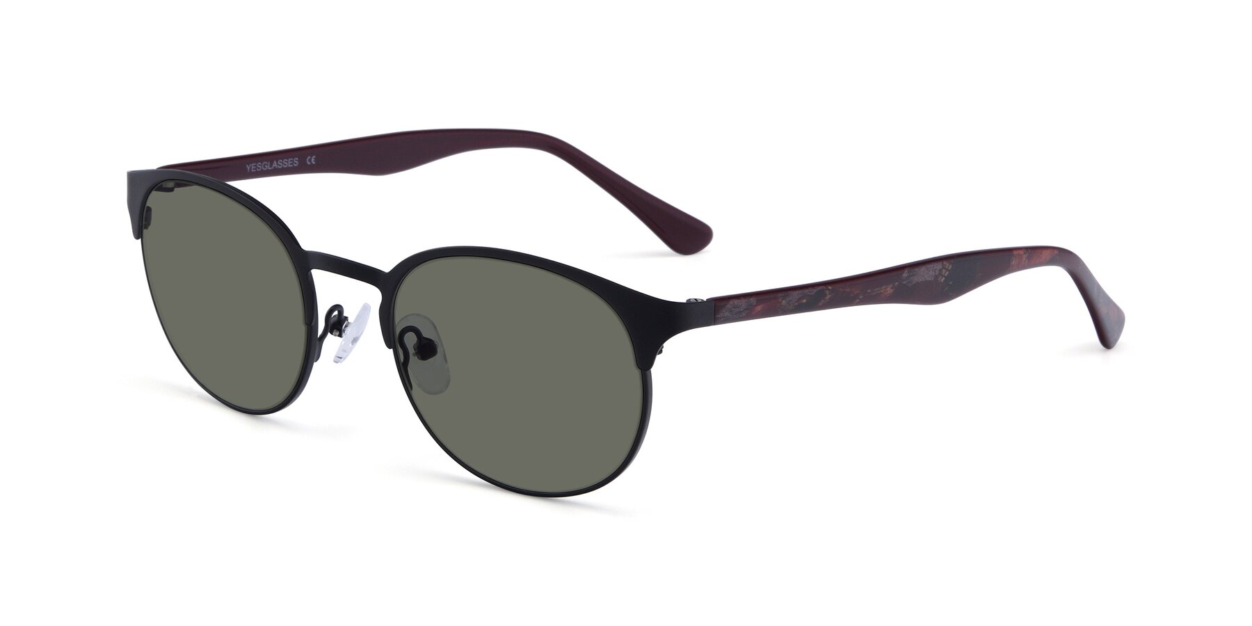 Angle of SR8026 in Black with Gray Polarized Lenses