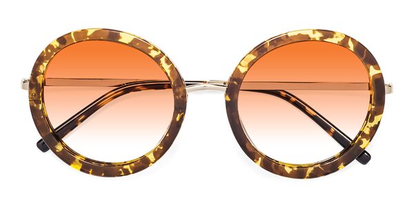 Front of Bloom in Transparent Tortoise