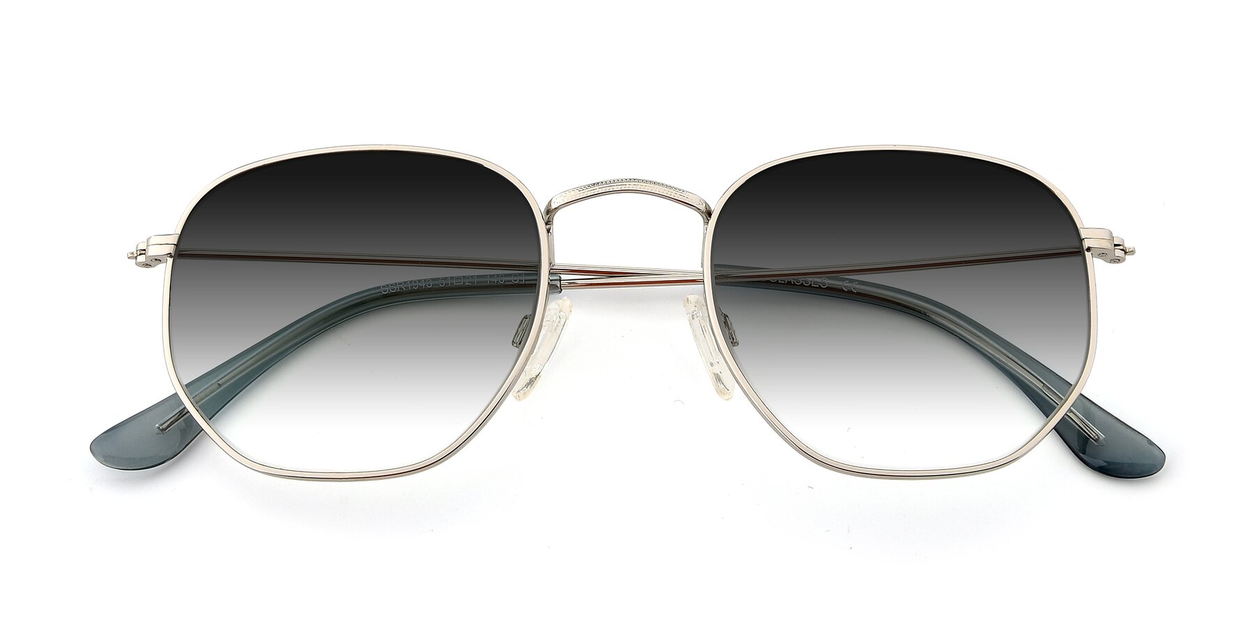 Folded Front of SSR1943 in Silver with Gray Gradient Lenses