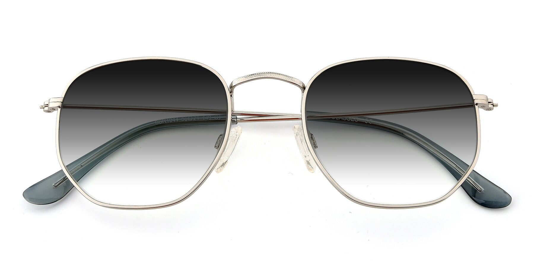 Folded Front of SSR1944 in Silver with Gray Gradient Lenses