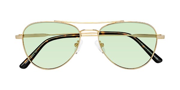 Front of Richard in Gold
