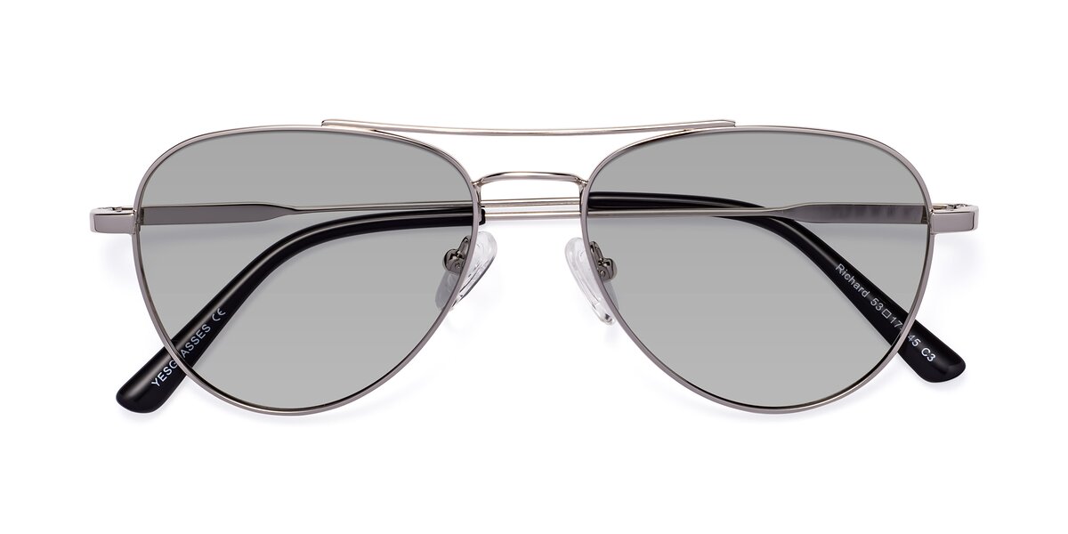 Silver Lightweight Metal Aviator Tinted Sunglasses With Light Gray 