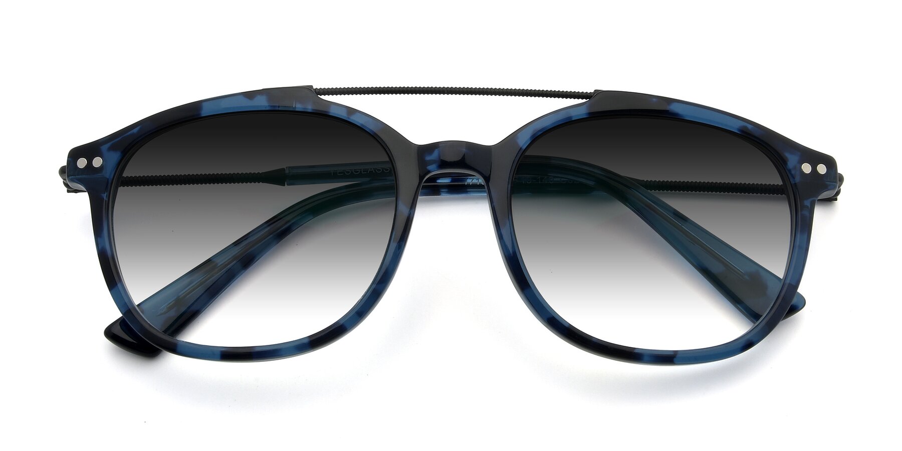 Folded Front of 17150 in Tortoise Blue with Gray Gradient Lenses