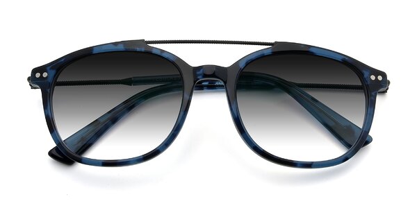 Front of 17150 in Tortoise Blue