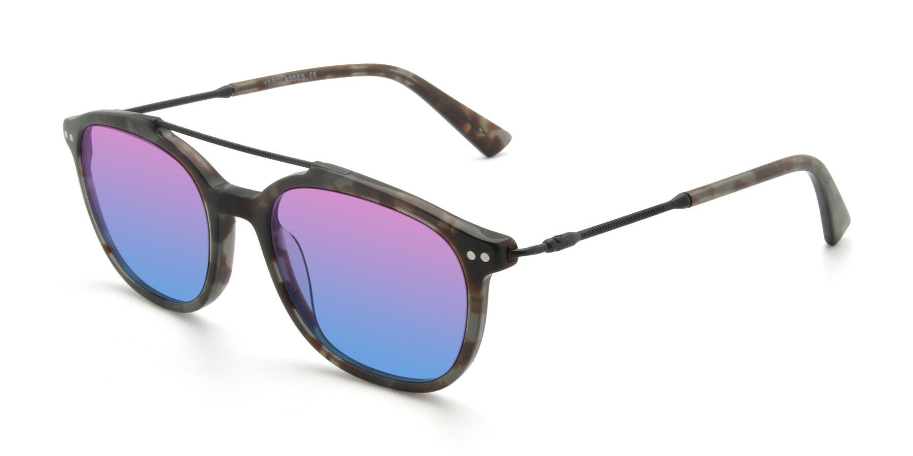 Angle of 17150 in Tortoise Navy with Pink / Blue Gradient Lenses