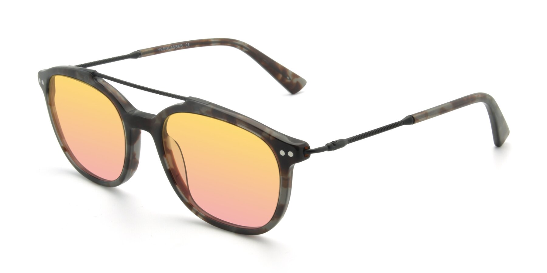 Angle of 17150 in Tortoise Navy with Yellow / Pink Gradient Lenses