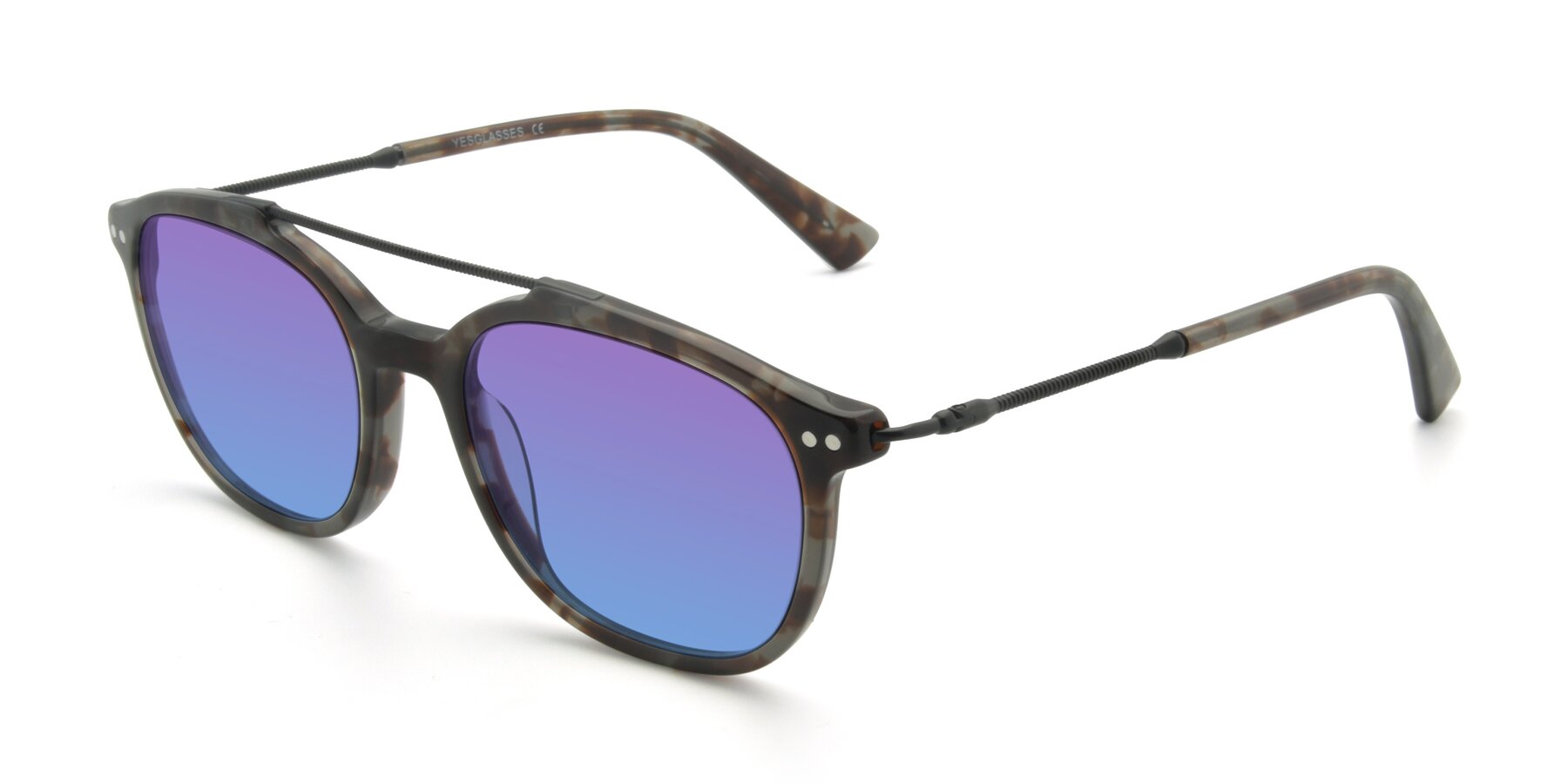 Angle of 17150 in Tortoise Navy with Purple / Blue Gradient Lenses