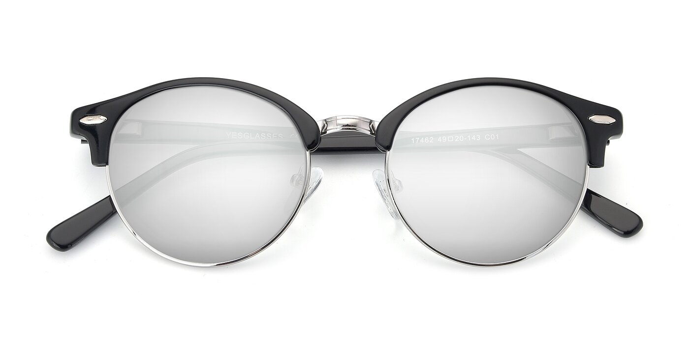 17462 - Black / Silver Flash Mirrored Sunglasses