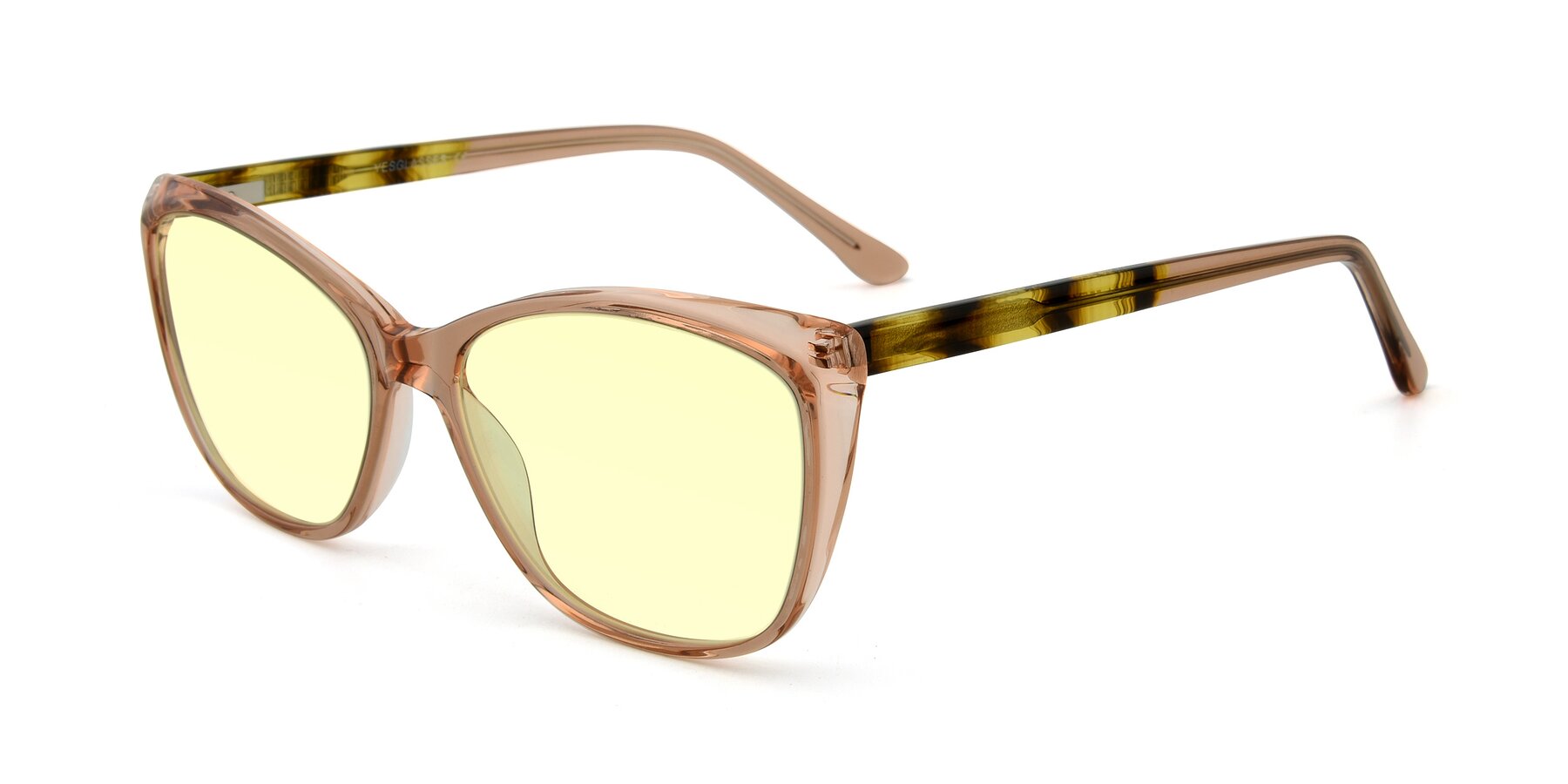 Angle of 17384 in Transparent Caramel with Light Yellow Tinted Lenses