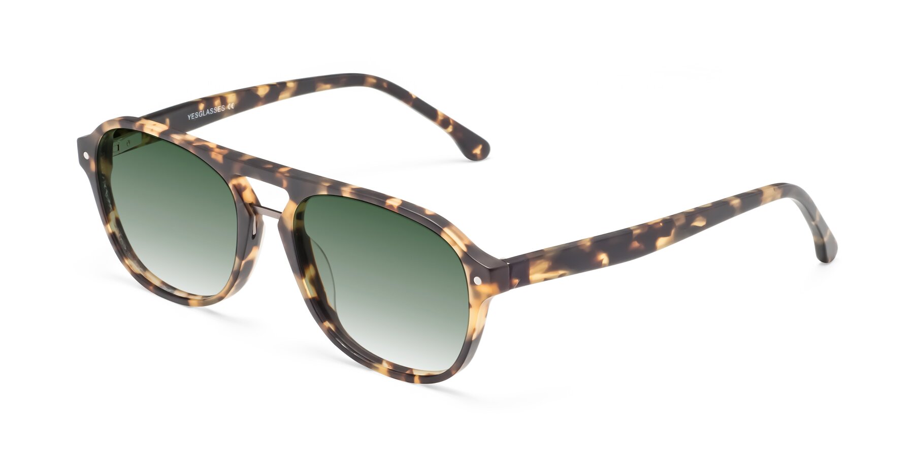 Angle of 17416 in Matte Tortoise with Green Gradient Lenses