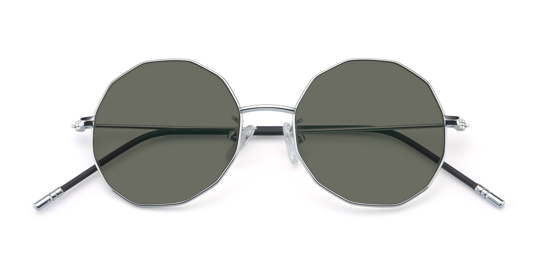 Folded Front of Dreamer in Silver with Gray Polarized Lenses