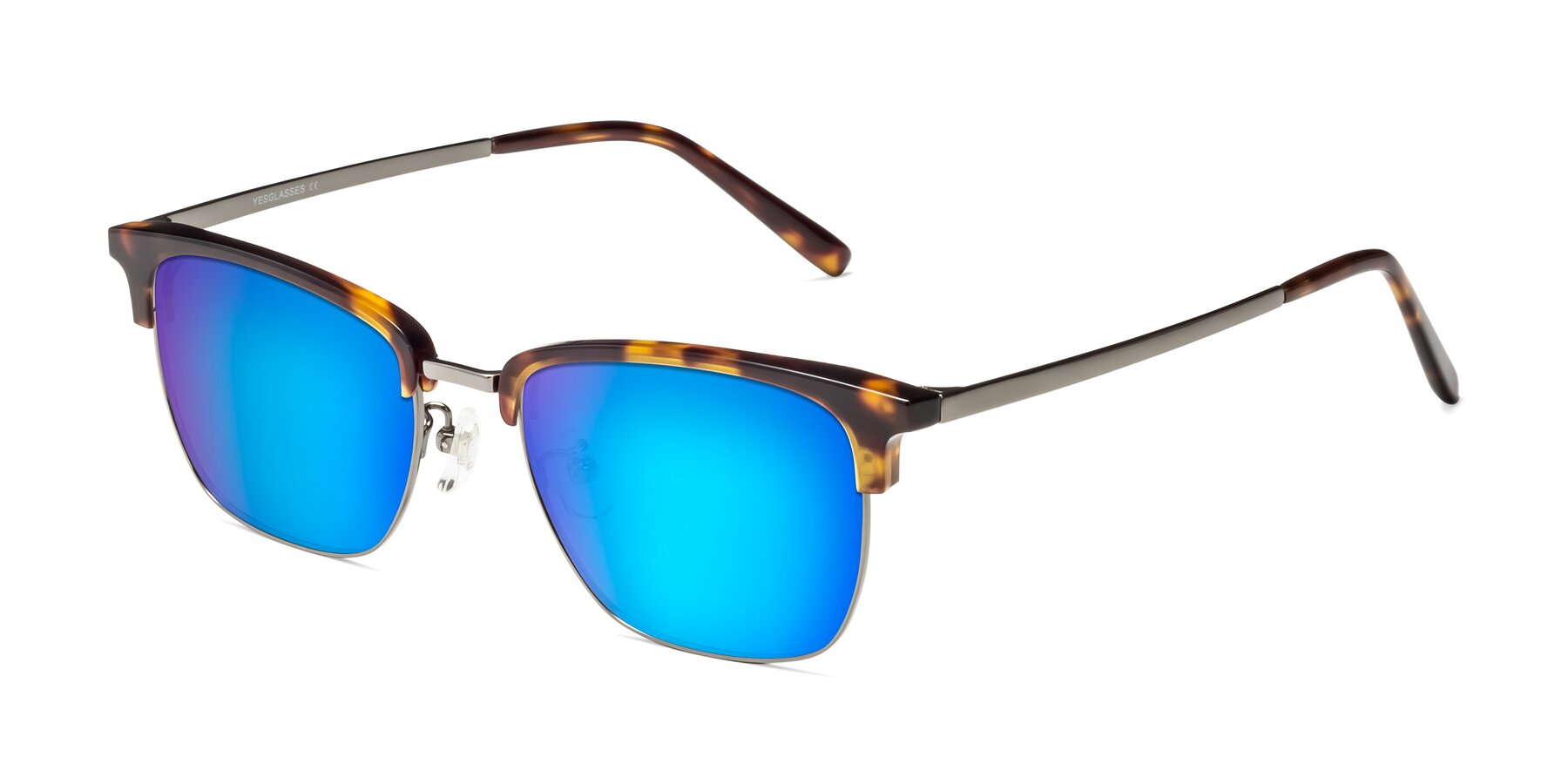 Angle of Milpa in Tortoise with Blue Mirrored Lenses