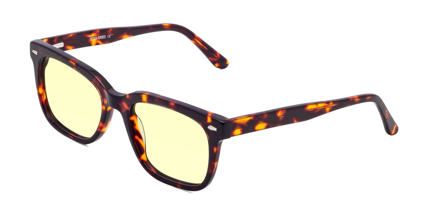 Angle of 1052 in Red Tortoise with Light Yellow Tinted Lenses