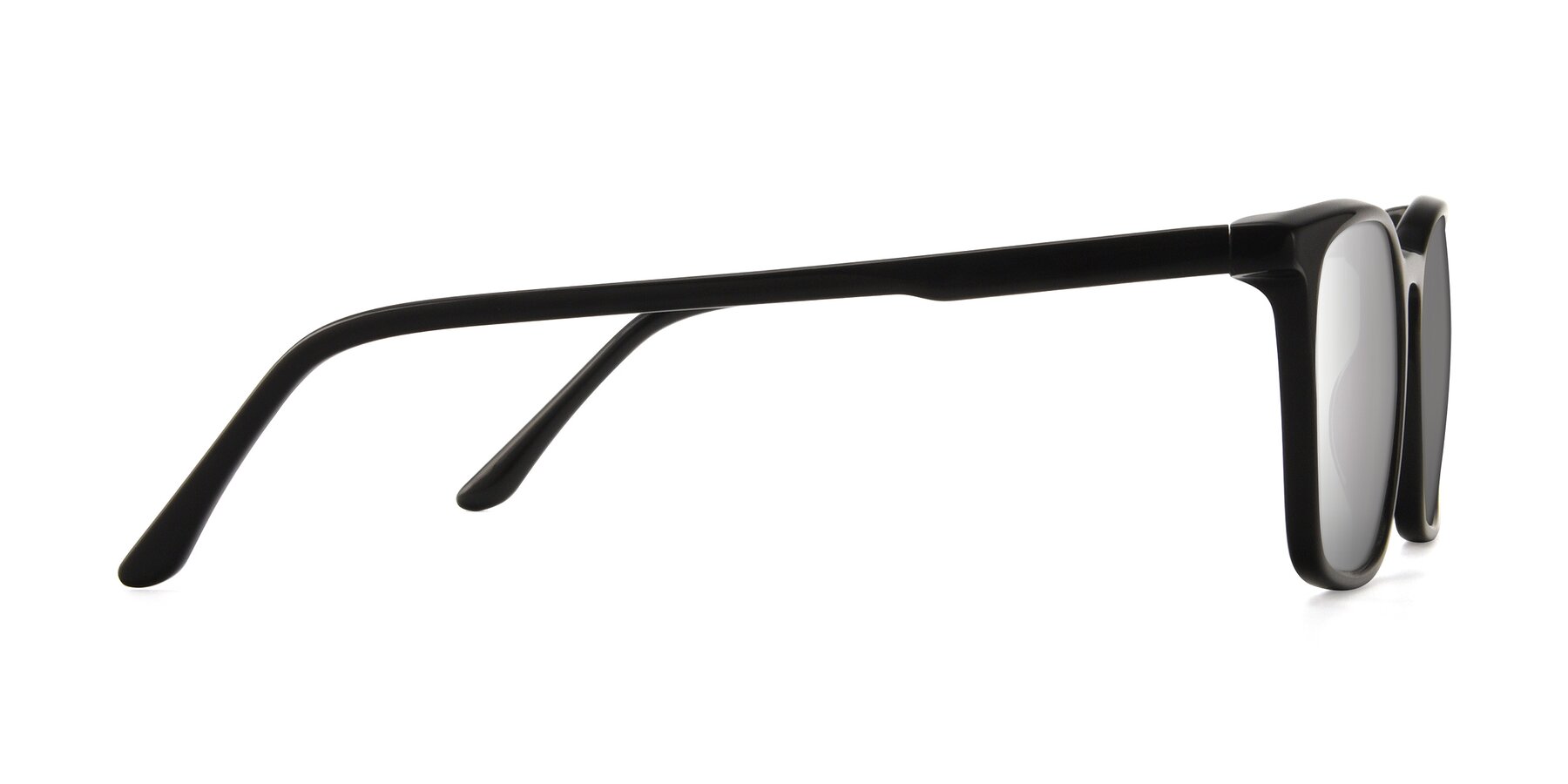Side of Vigor in Black with Silver Mirrored Lenses
