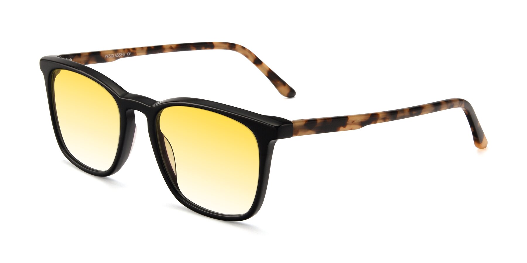 Angle of Vigor in Black-Tortoise with Yellow Gradient Lenses