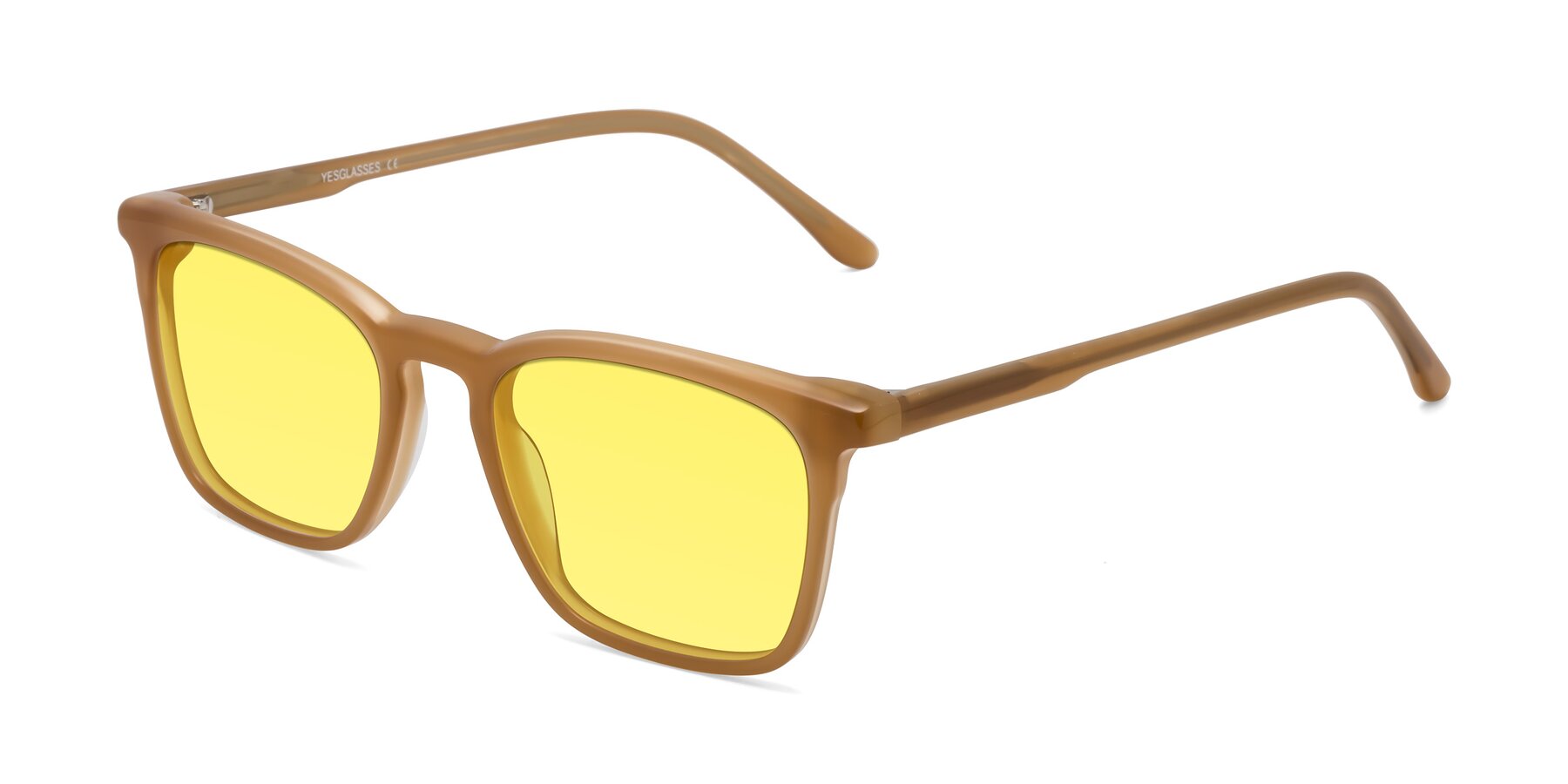 Angle of Vigor in Caramel with Medium Yellow Tinted Lenses