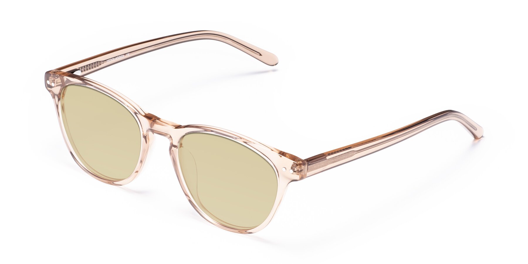 Angle of Blaze in light Brown with Light Champagne Tinted Lenses