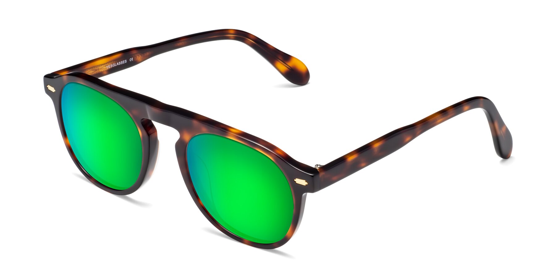 Angle of Mufasa in Tortoise with Green Mirrored Lenses