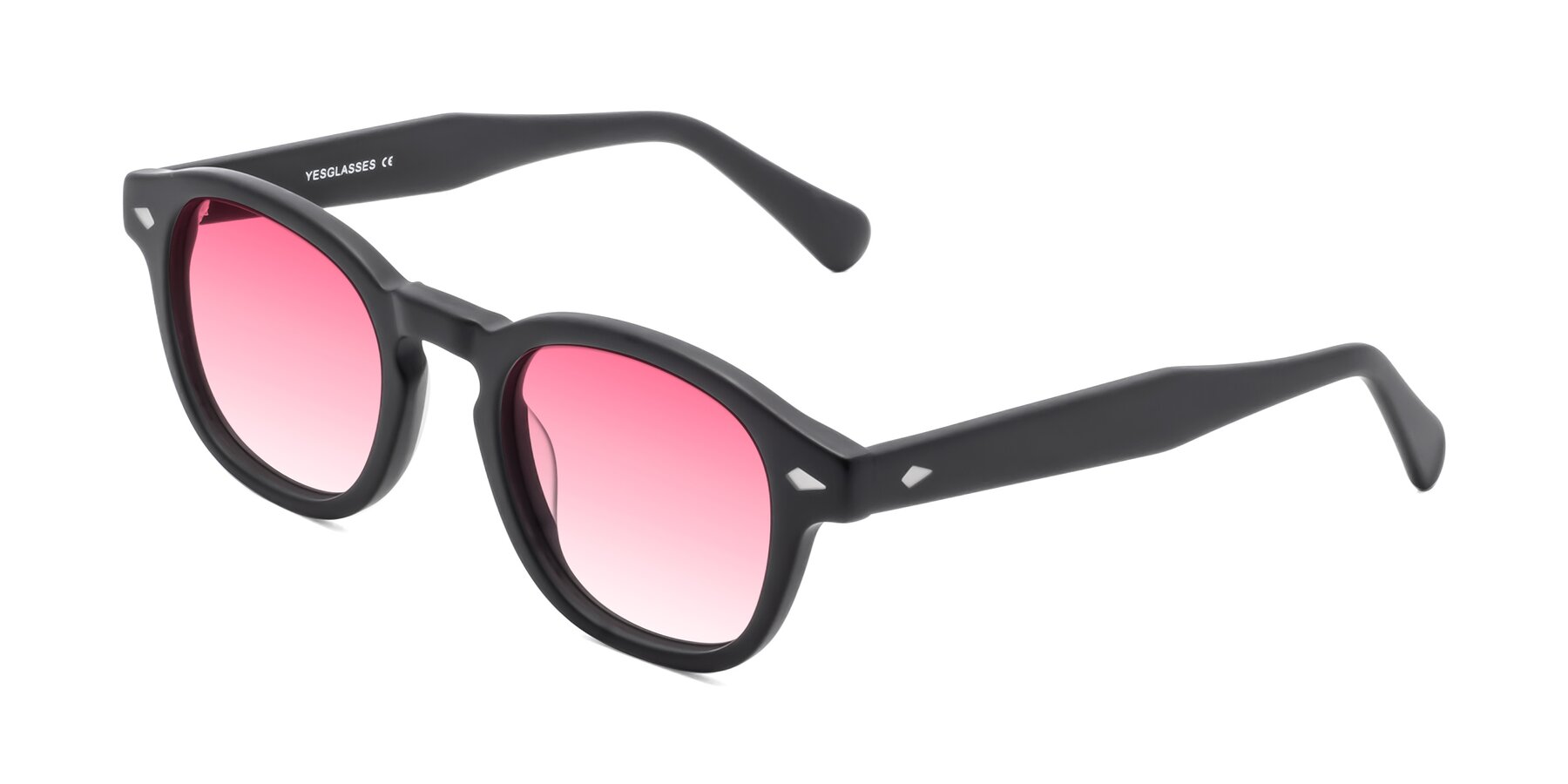 Angle of WALL-E in Matte Black with Pink Gradient Lenses