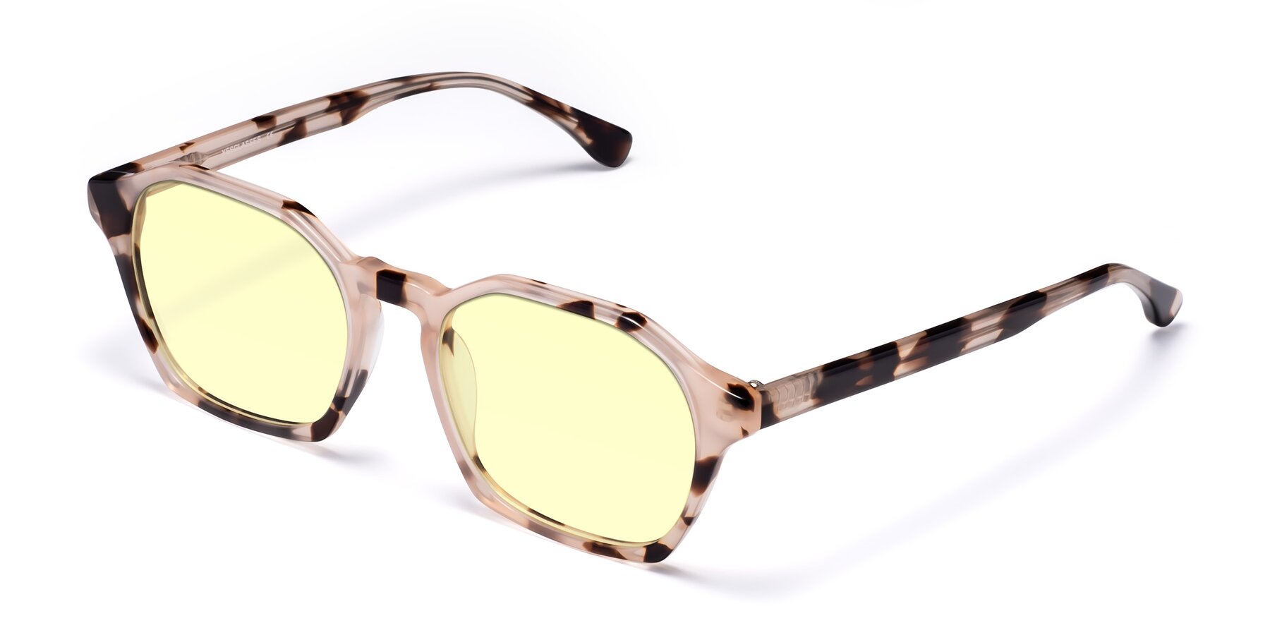 Angle of Stoltz in Leopard-Print with Light Yellow Tinted Lenses