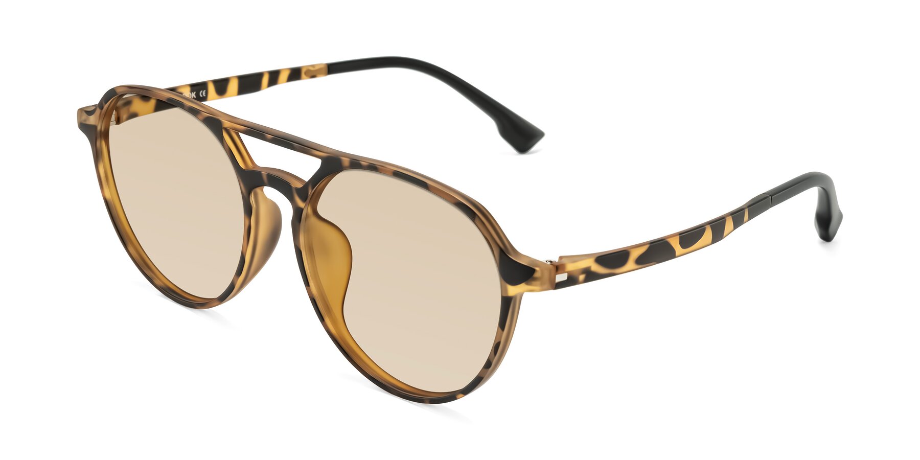 Angle of Louis in Leopard-Print with Light Brown Tinted Lenses