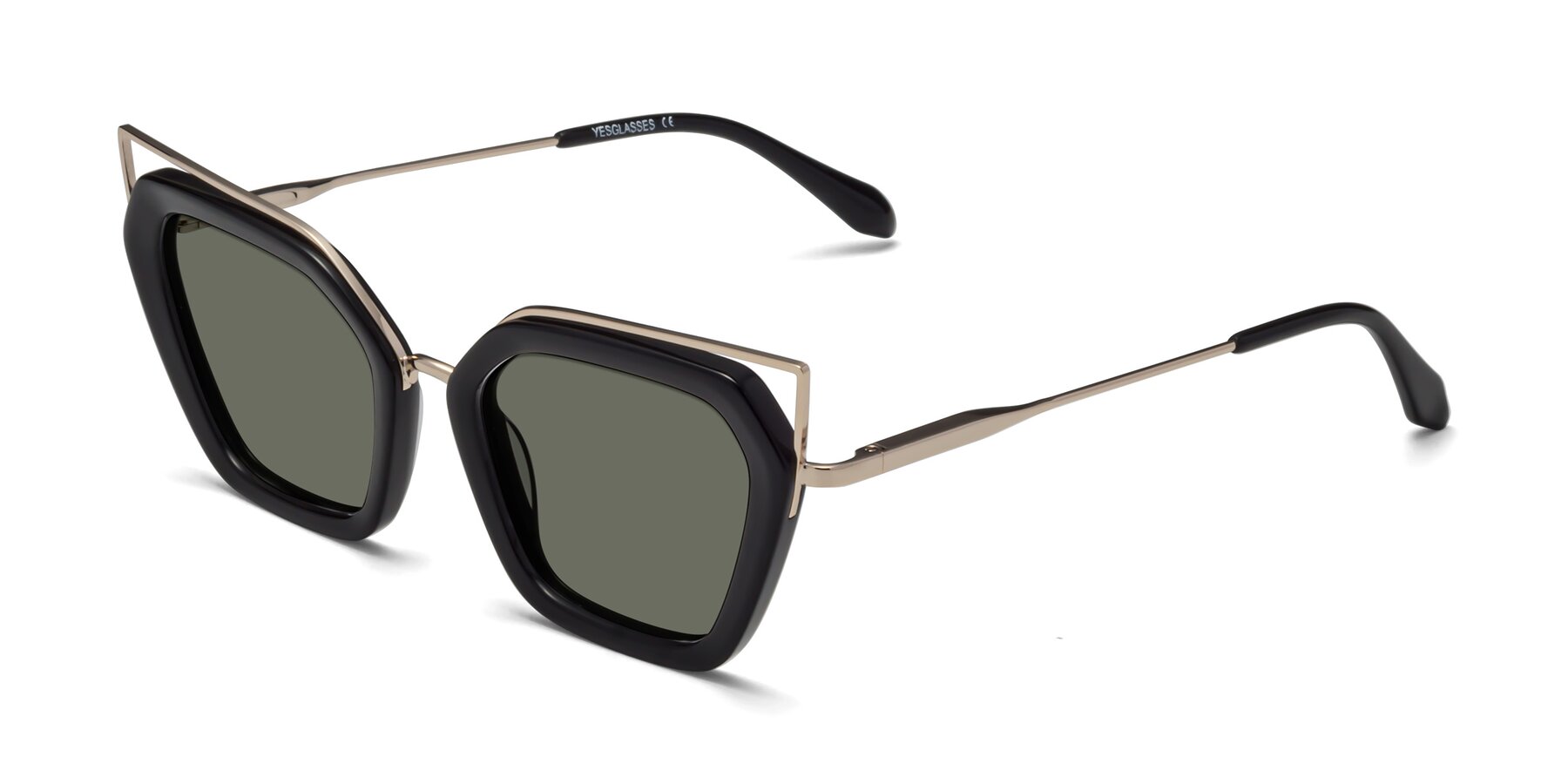 Angle of Delmonte in Black with Gray Polarized Lenses