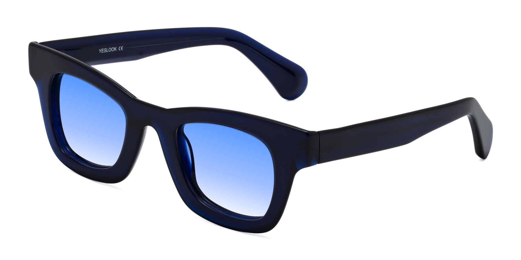 Angle of Route in Dark Navy with Blue Gradient Lenses
