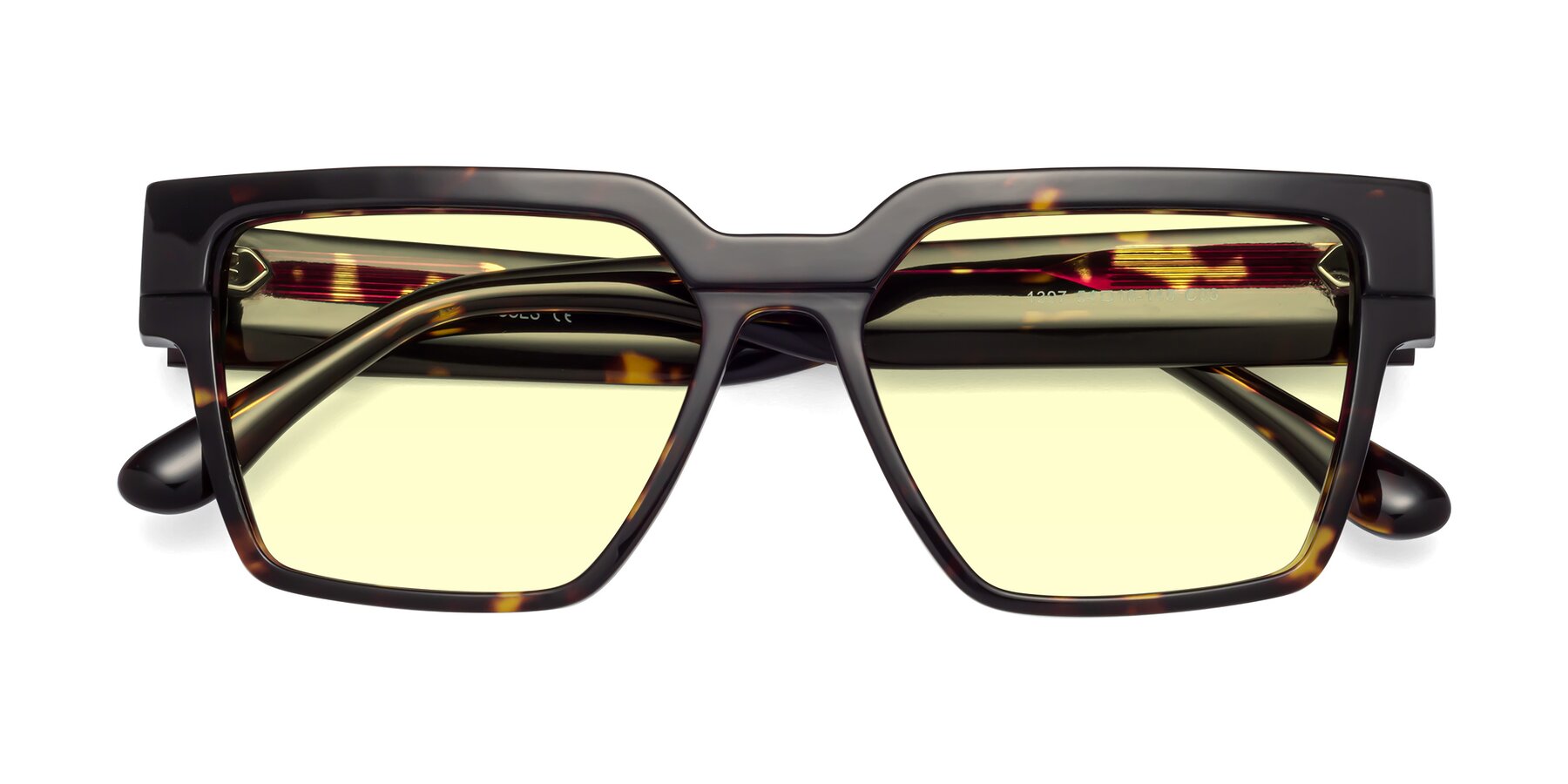 Folded Front of Rincon in Tortoise with Light Yellow Tinted Lenses