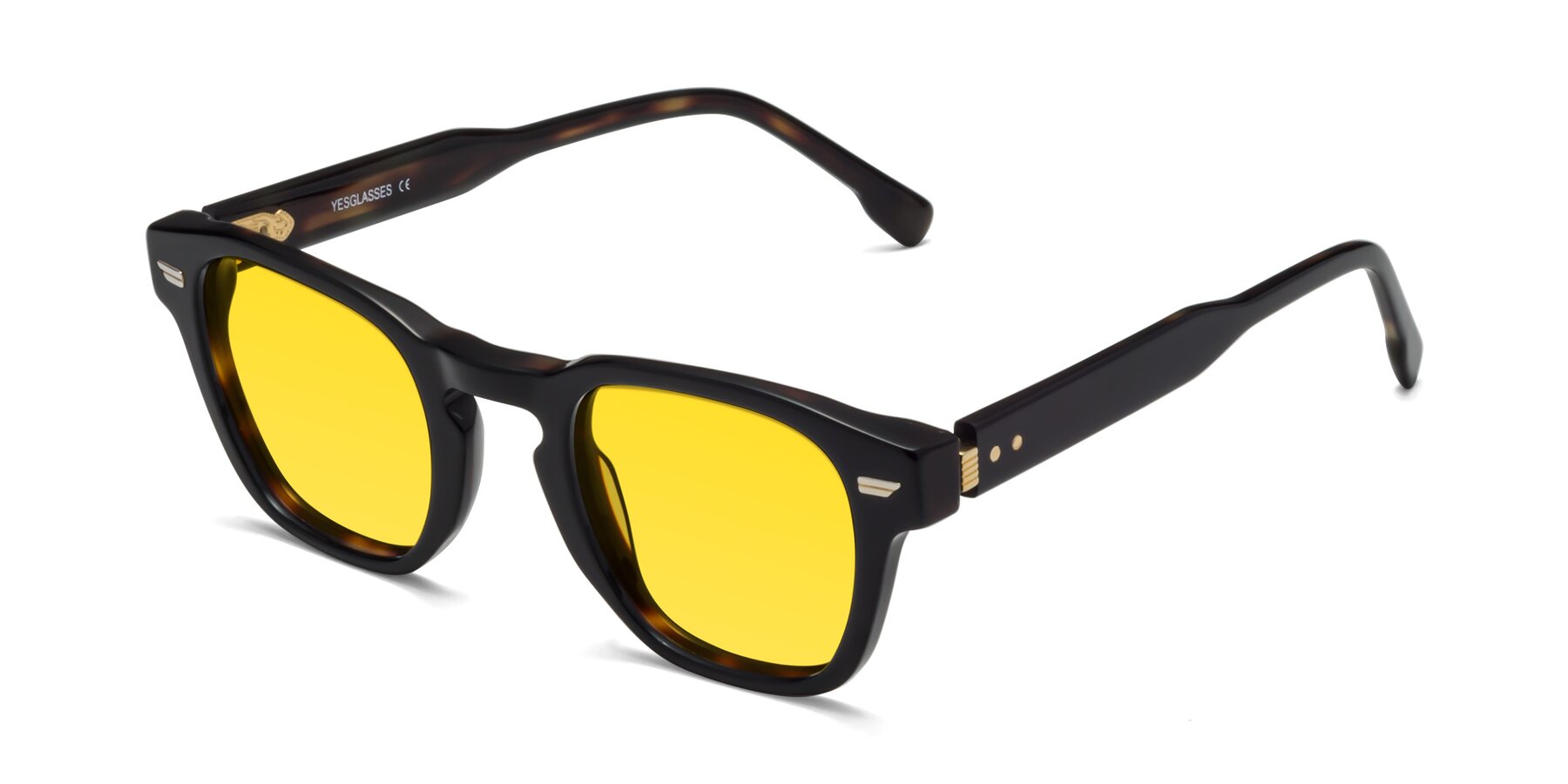Angle of 1421 in Black-Tortoise with Yellow Tinted Lenses
