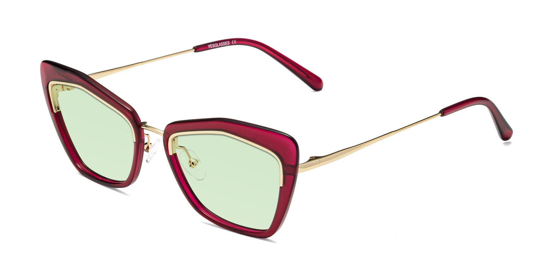 Angle of Lasso in Wine with Light Green Tinted Lenses