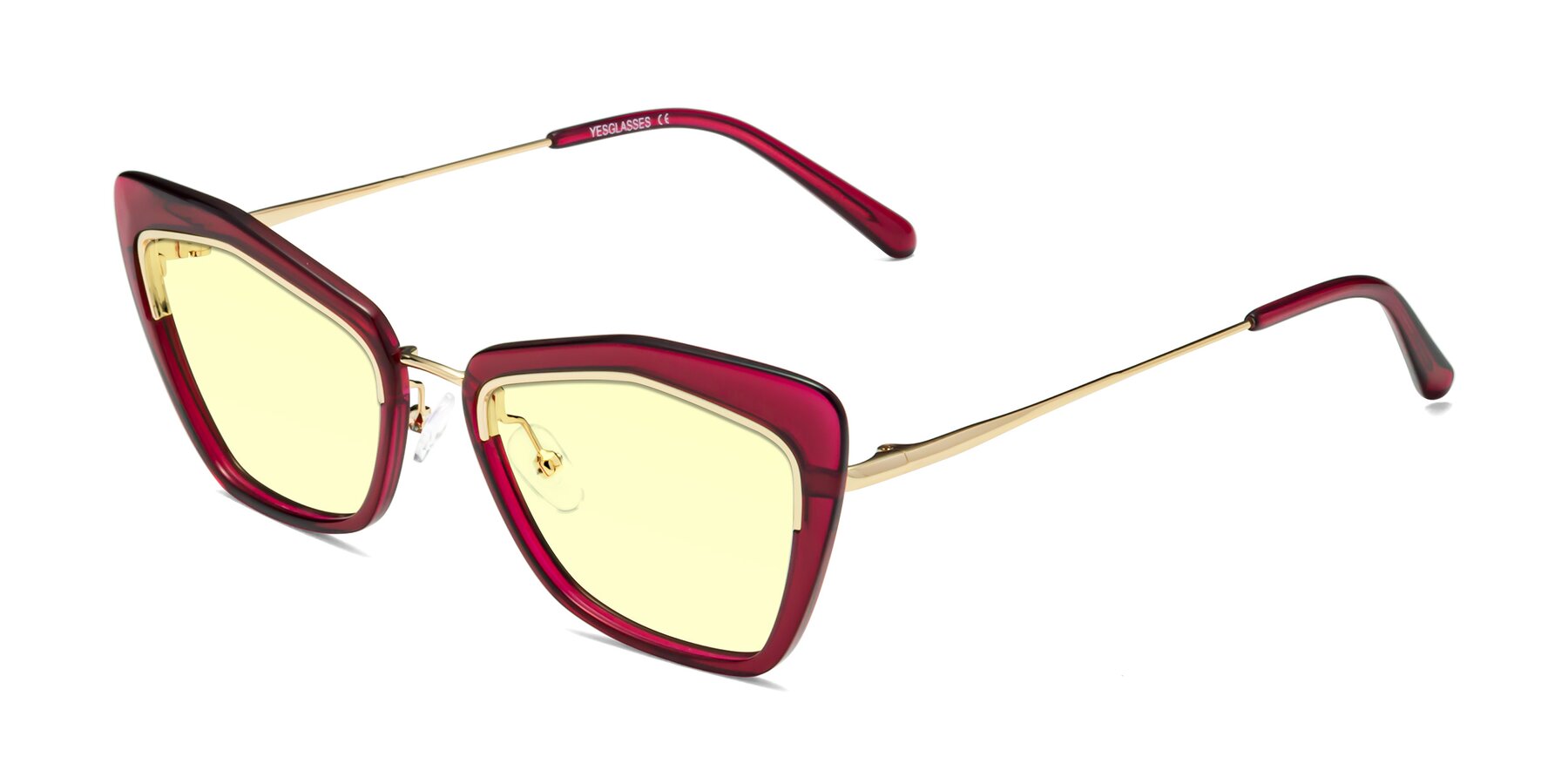 Angle of Lasso in Wine with Light Yellow Tinted Lenses