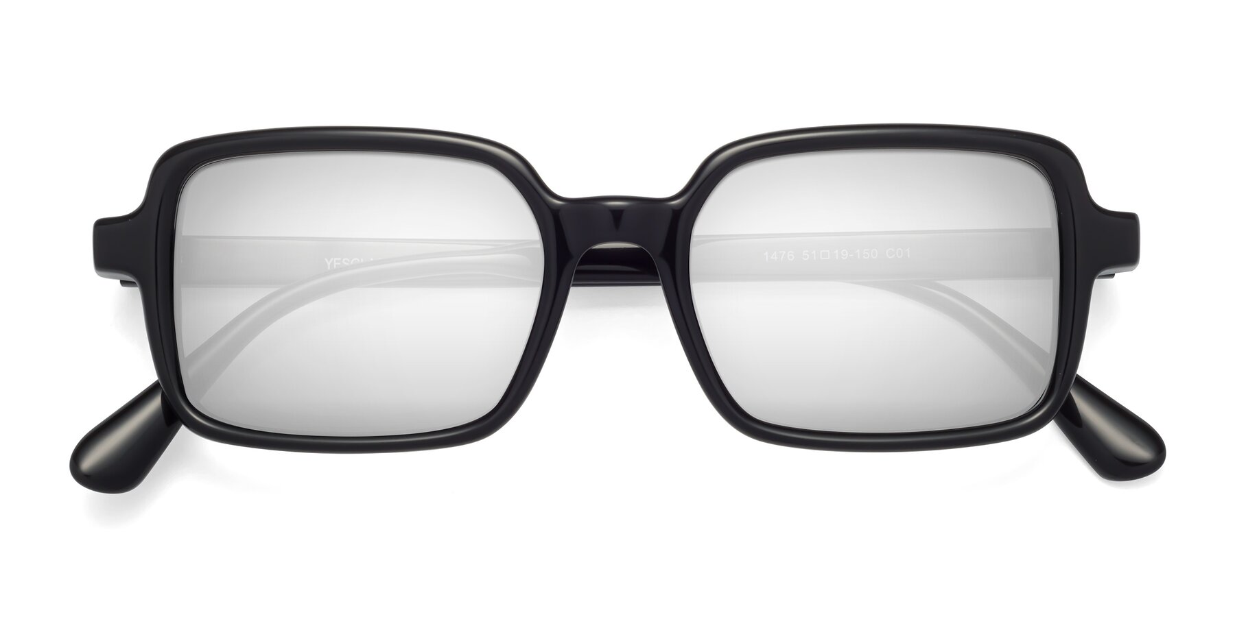 Folded Front of Canuto in Black with Silver Mirrored Lenses