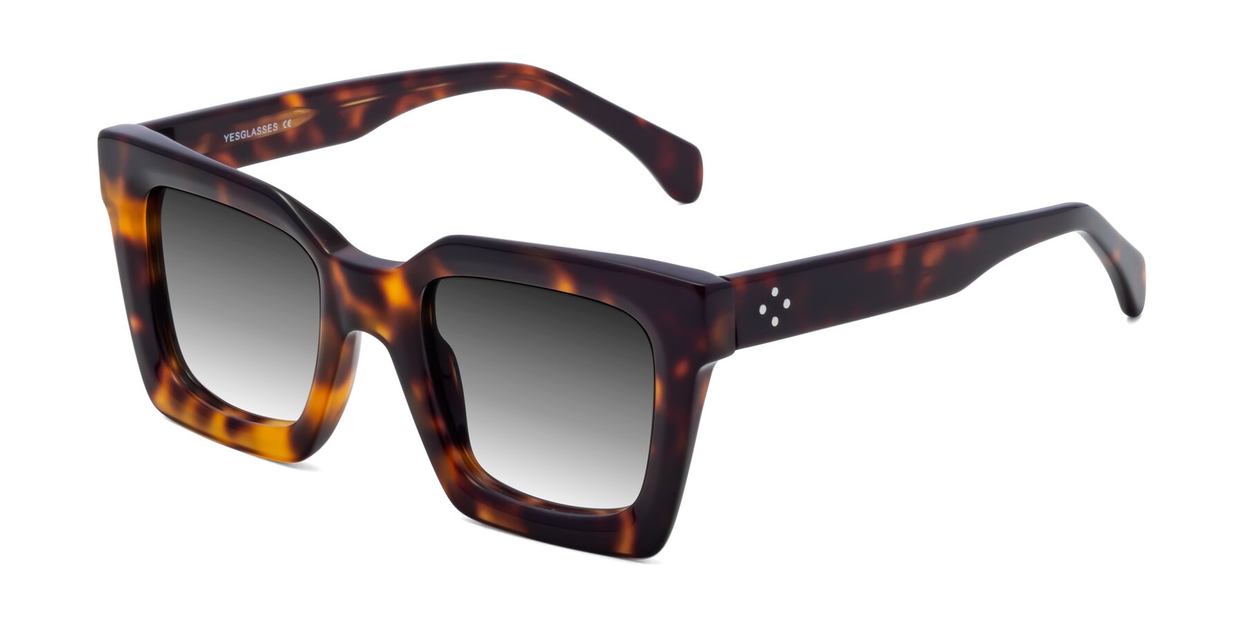 Angle of Piper in Tortoise with Gray Gradient Lenses