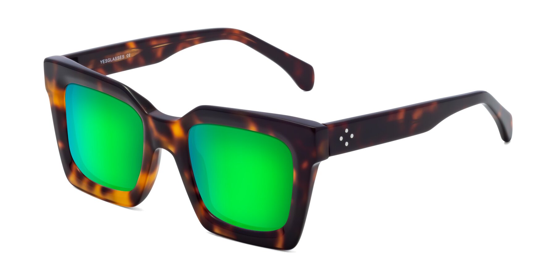 Angle of Piper in Tortoise with Green Mirrored Lenses