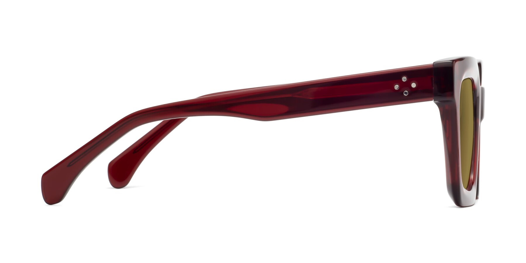 Side of Piper in Wine with Brown Polarized Lenses