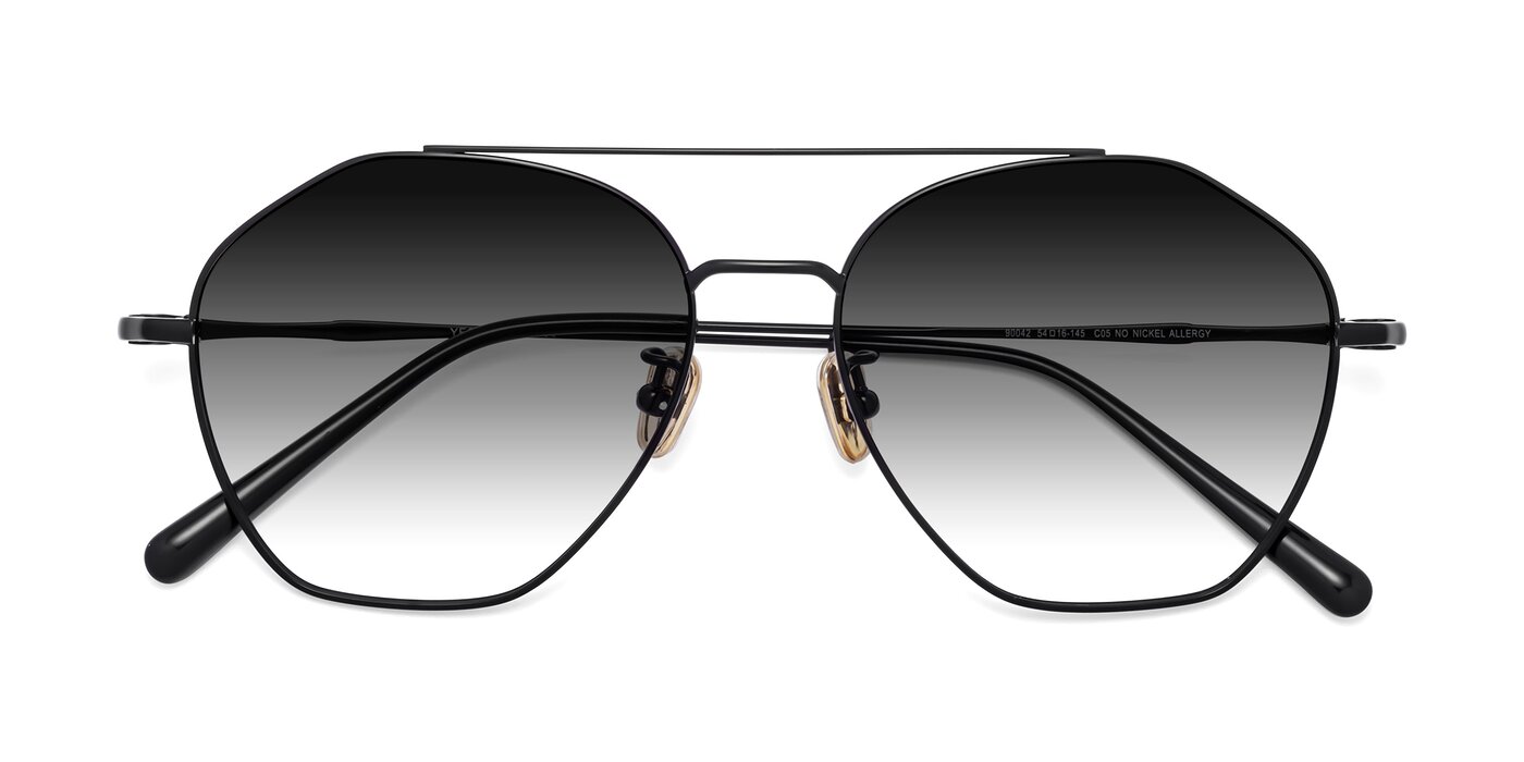 90042 - Black Gradient Sunglasses