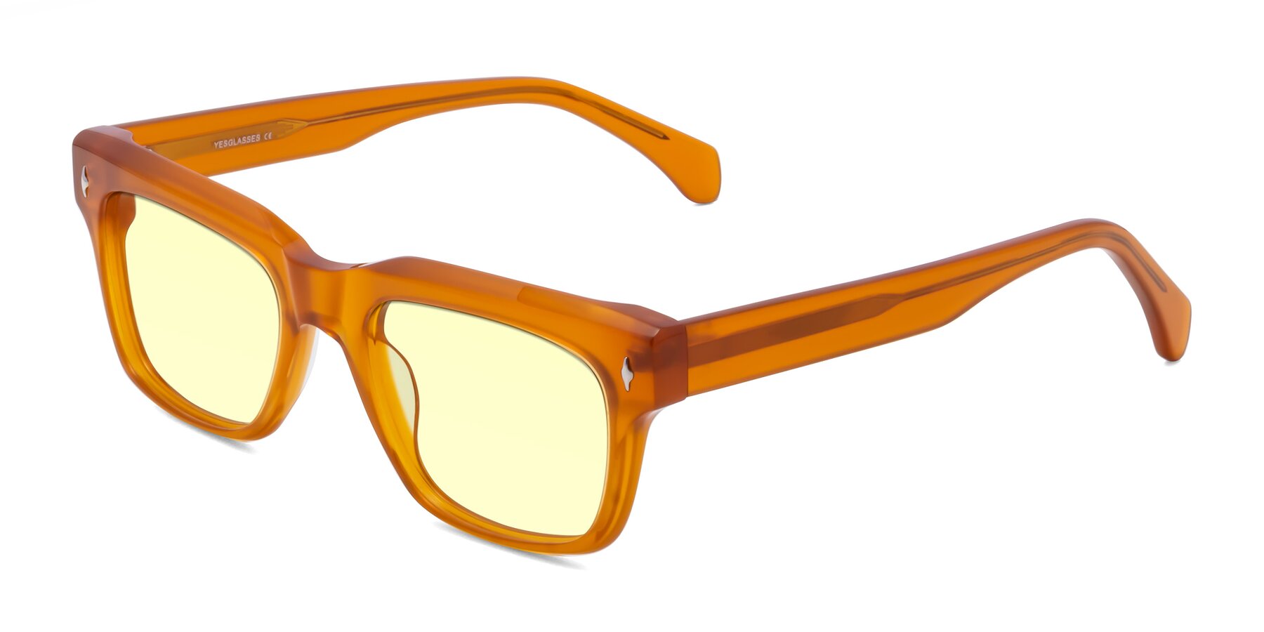 Angle of Forbes in Pumpkin with Light Yellow Tinted Lenses
