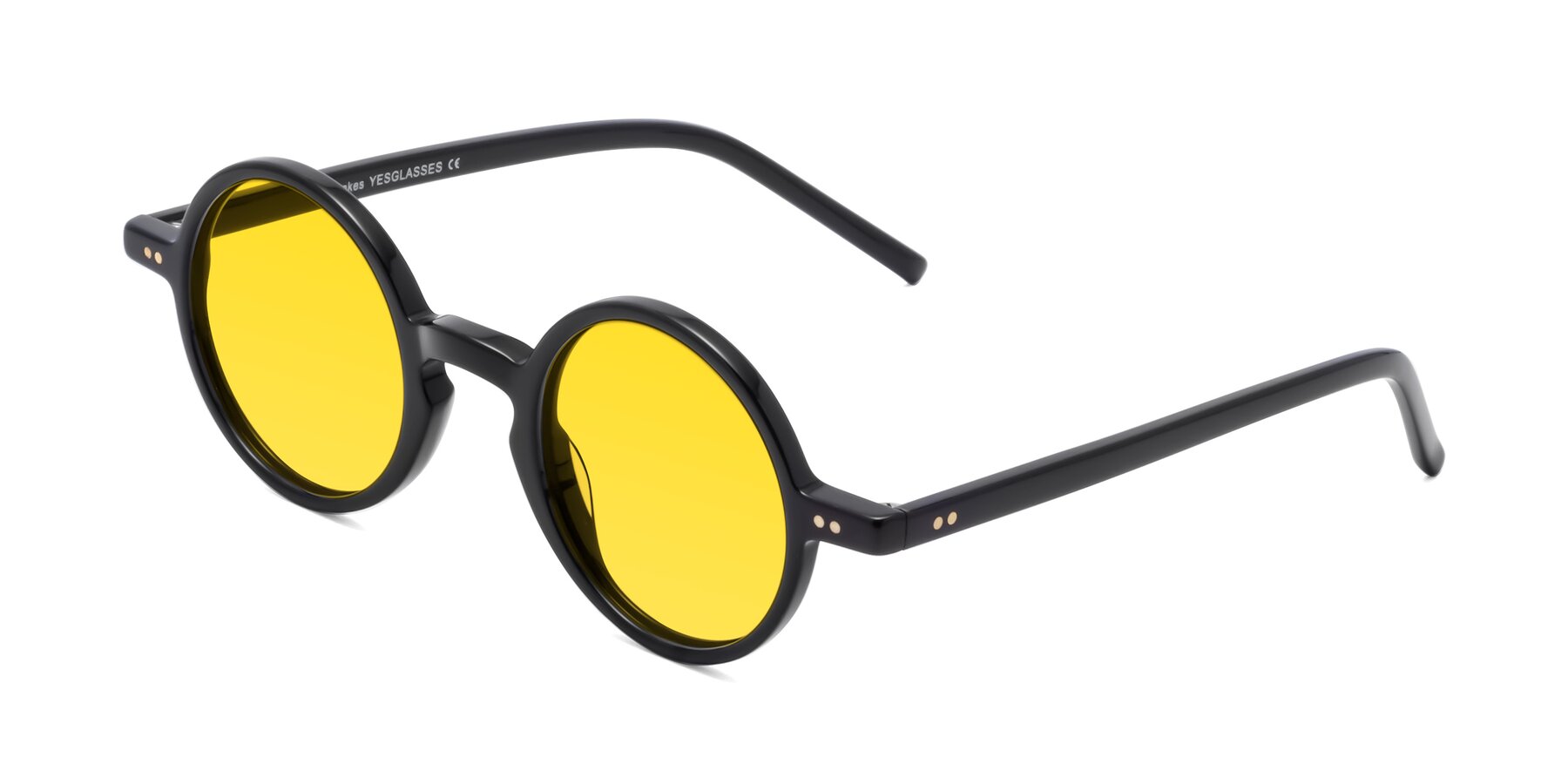 Angle of Oakes in Black with Yellow Tinted Lenses
