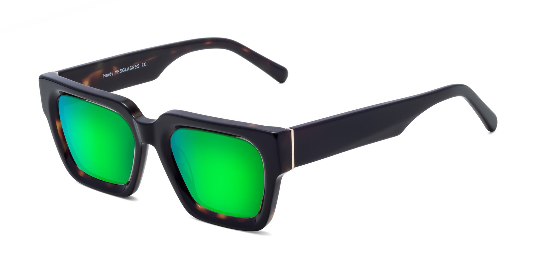 Angle of Hardy in Tortoise with Green Mirrored Lenses