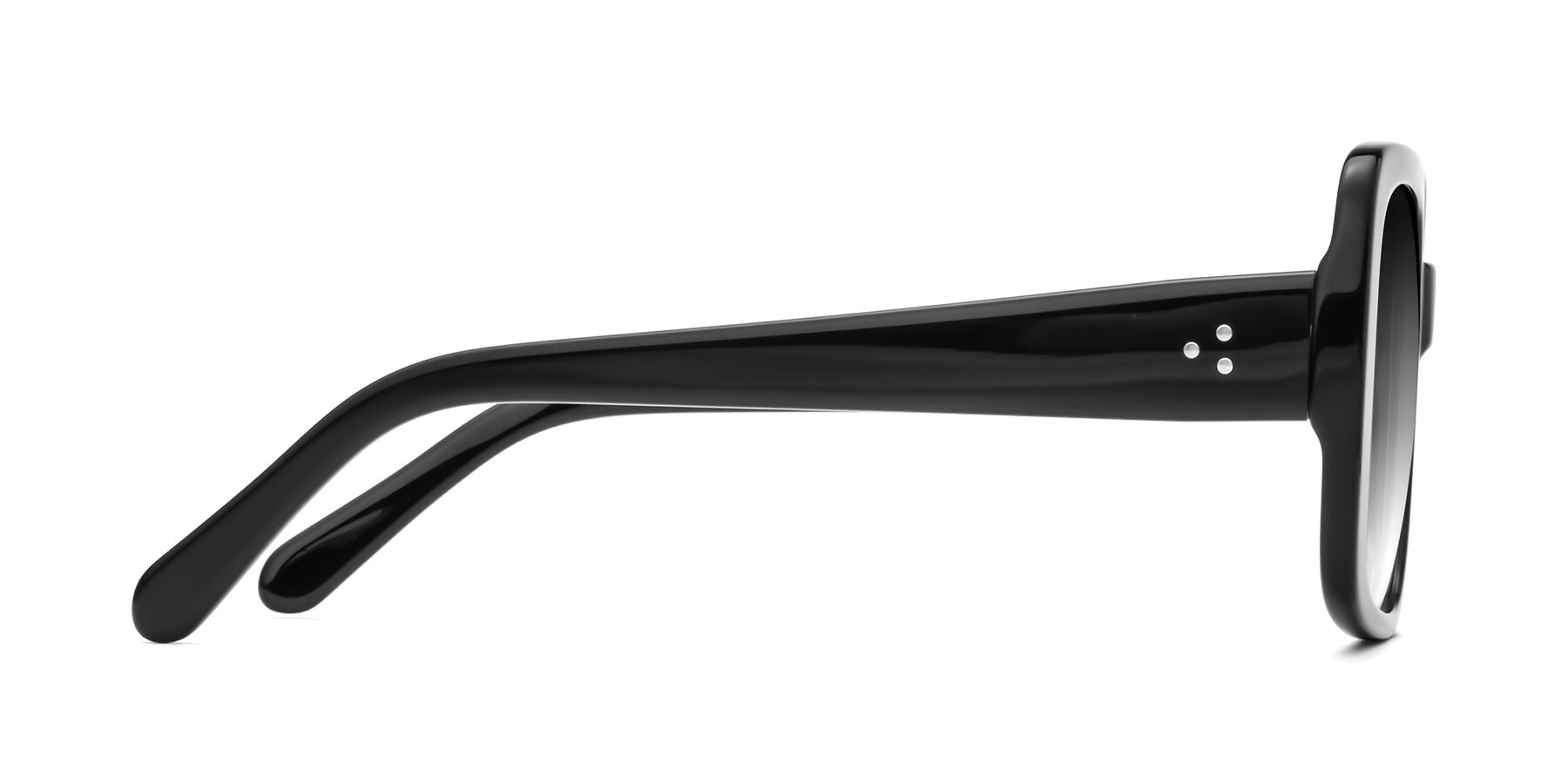 Side of Quotus in Black with Gray Gradient Lenses