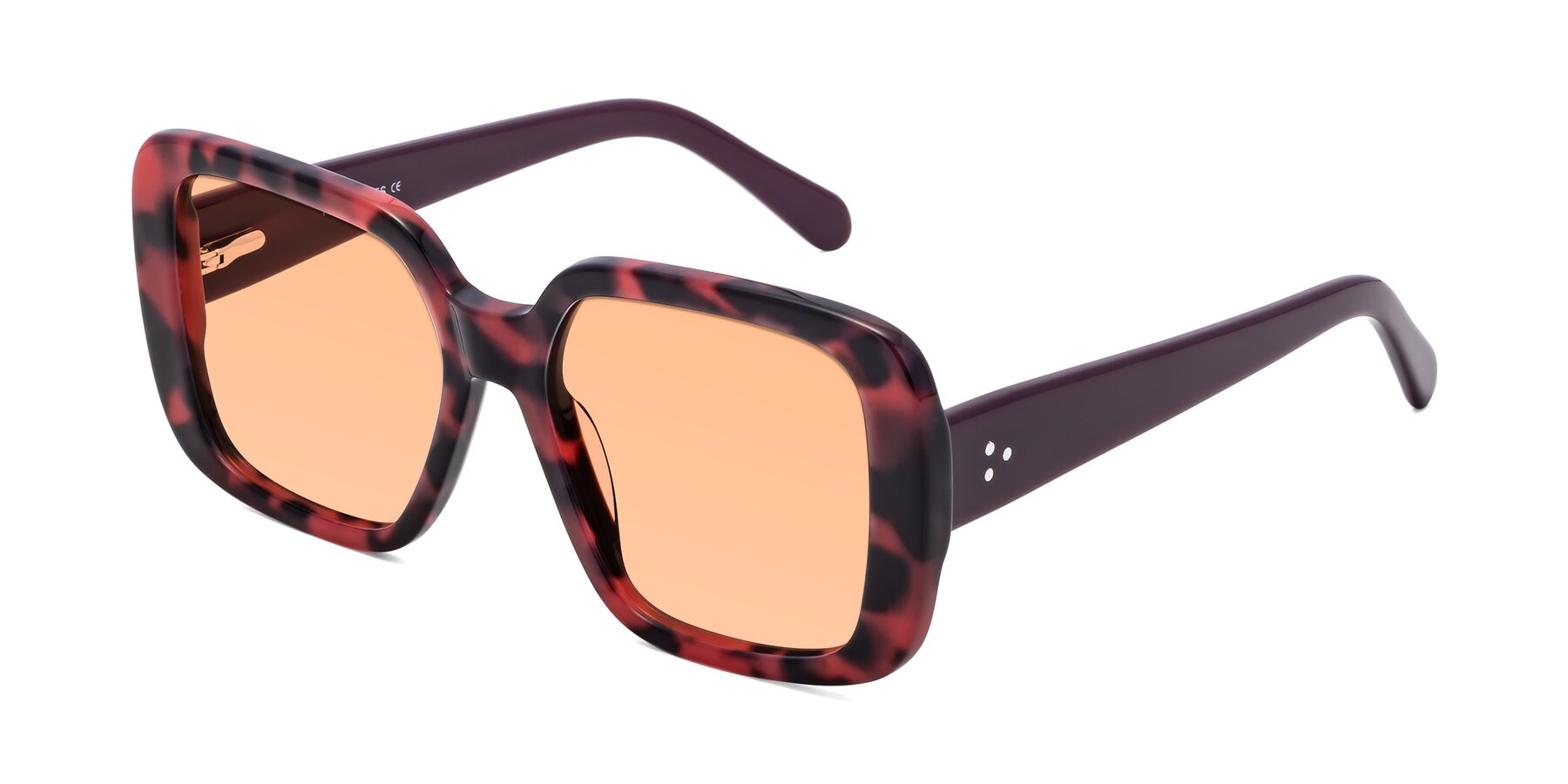 Angle of Quotus in Tortoise with Light Orange Tinted Lenses