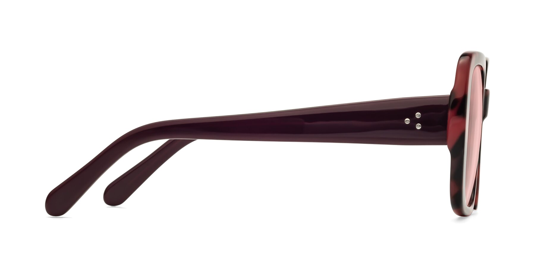 Side of Quotus in Tortoise with Light Garnet Tinted Lenses