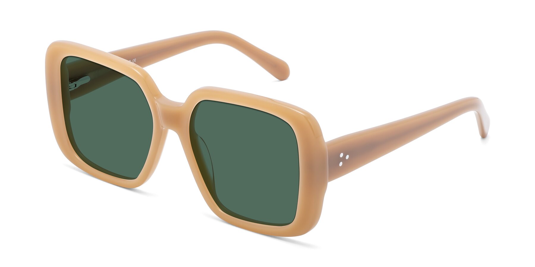 Angle of Quotus in Caramel with Green Polarized Lenses