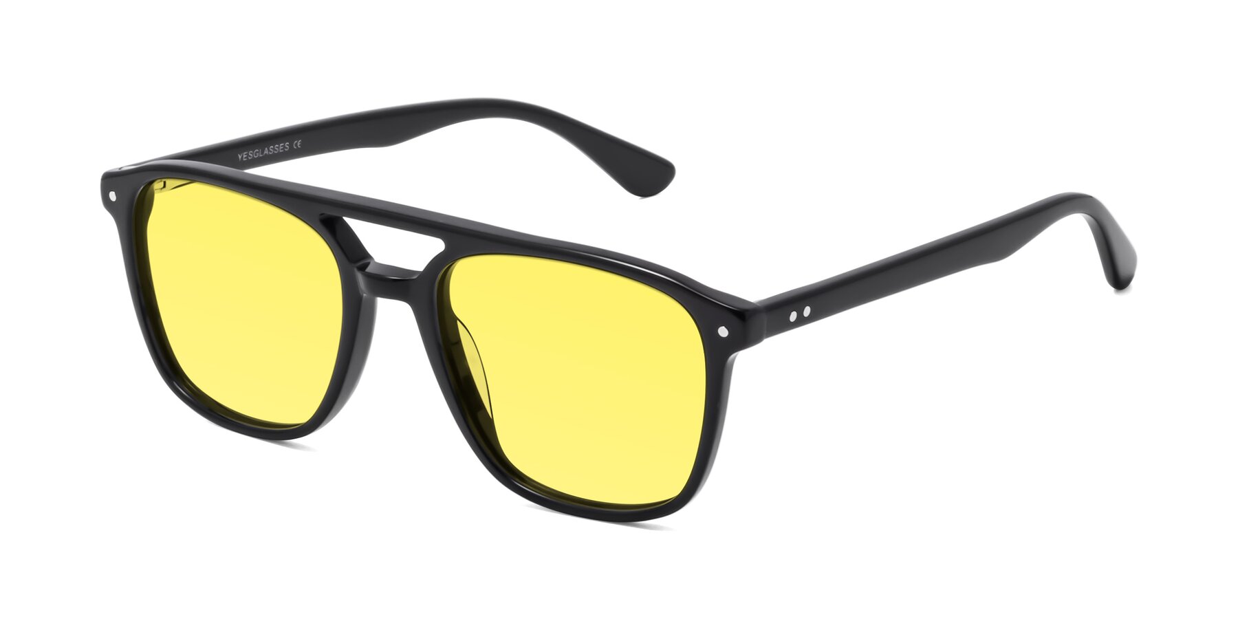 Angle of Quantum in Black with Medium Yellow Tinted Lenses
