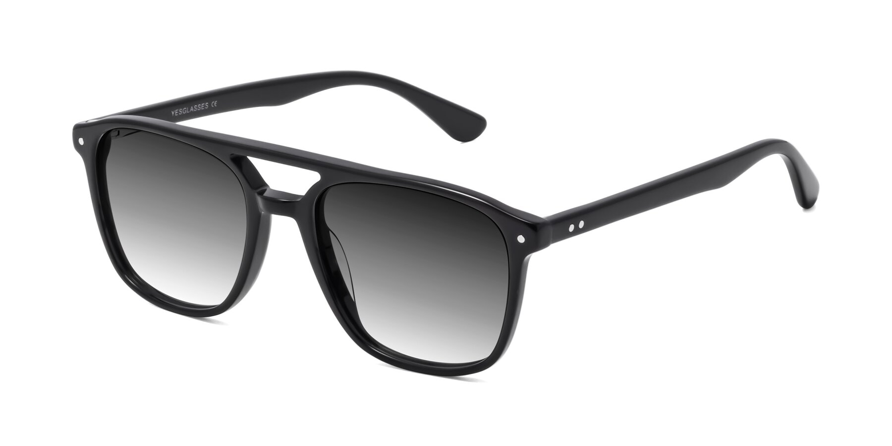 Angle of Quantum in Black with Gray Gradient Lenses