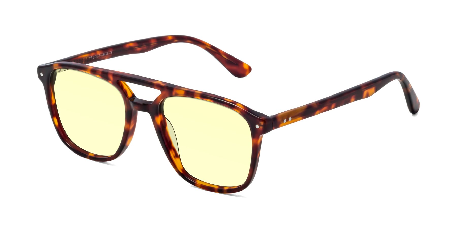 Angle of Quantum in Tortoise with Light Yellow Tinted Lenses