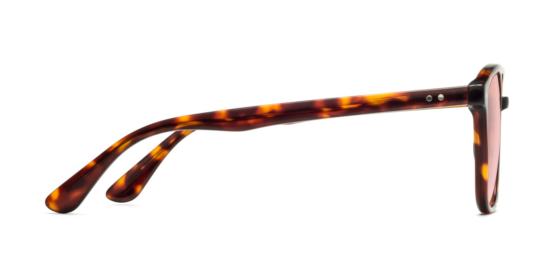 Side of Quantum in Tortoise with Light Garnet Tinted Lenses