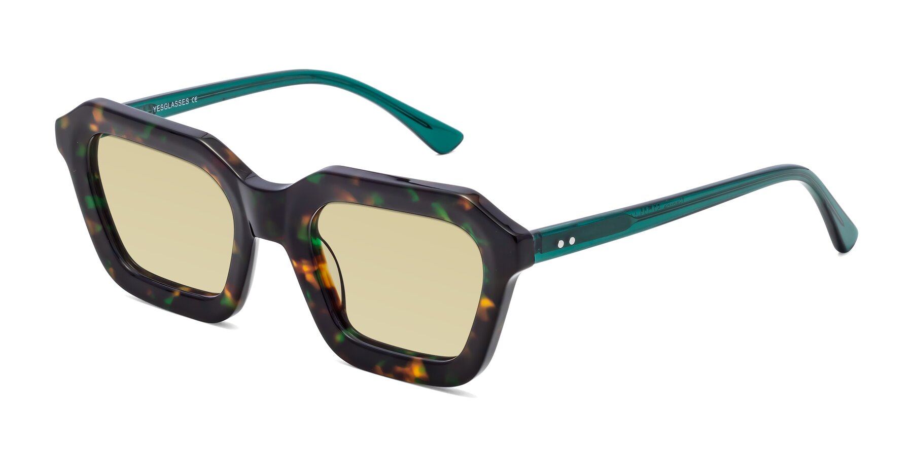 Angle of George in Green Tortoise with Light Champagne Tinted Lenses