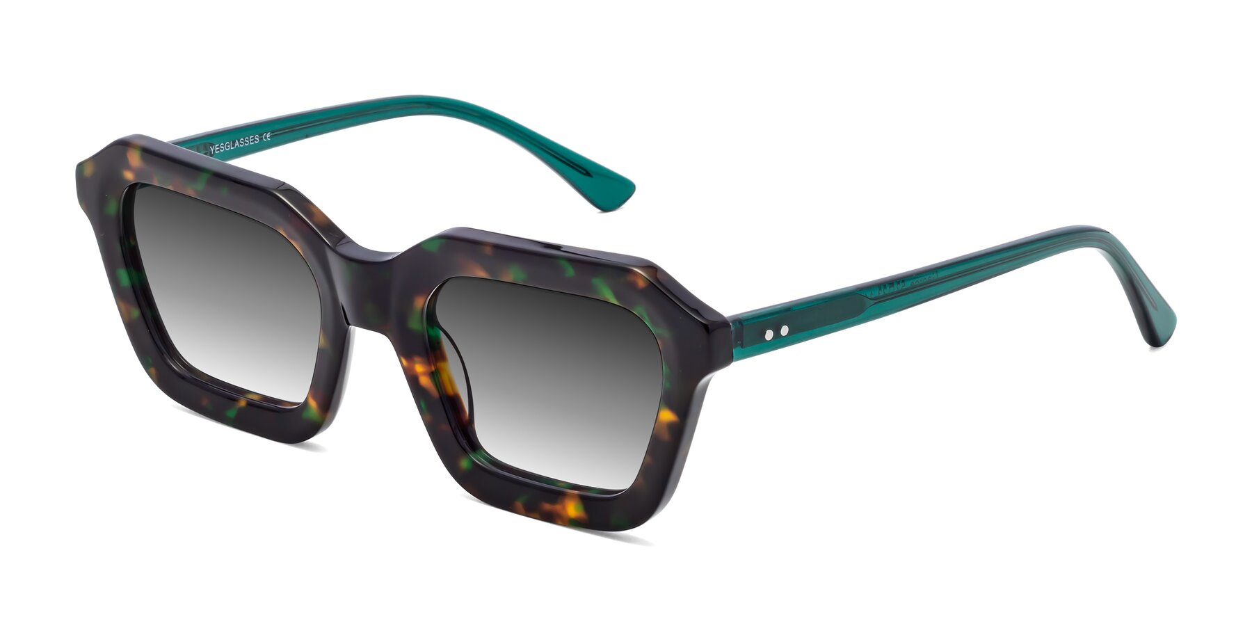 Angle of George in Green Tortoise with Gray Gradient Lenses