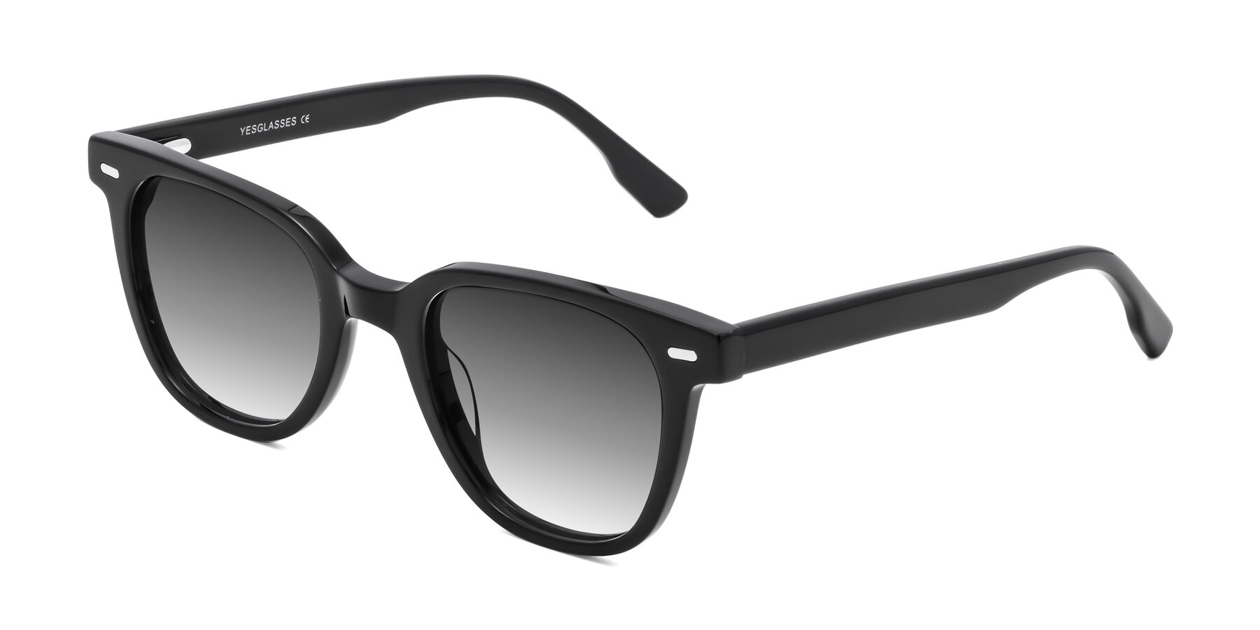 Angle of Beacon in Black with Gray Gradient Lenses
